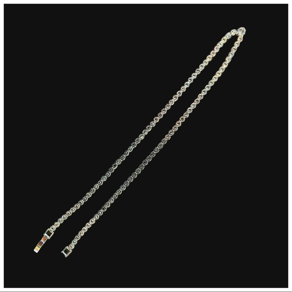 💐 The Natlah Swarovski Crystals Tennis Necklace Earring Set - Picture 4 of 6